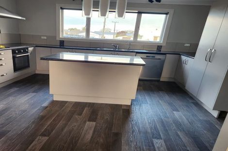 Photo of property in 15 Macdonald Street, Te Hapara, Gisborne, 4010