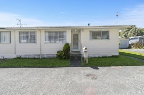 Photo of property in 35b Stockdale Street, Wainuiomata, Lower Hutt, 5014