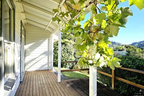 Photo of property in 125 Wellington Street, Picton, 7220