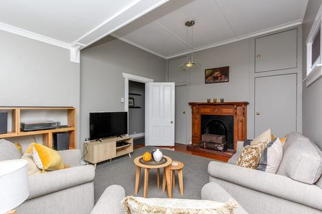 Photo of property in 31 Wallace Place, Westown, New Plymouth, 4310