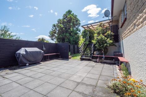 Photo of property in 2 Estuary Crescent, Fairfield, Dunedin, 9018