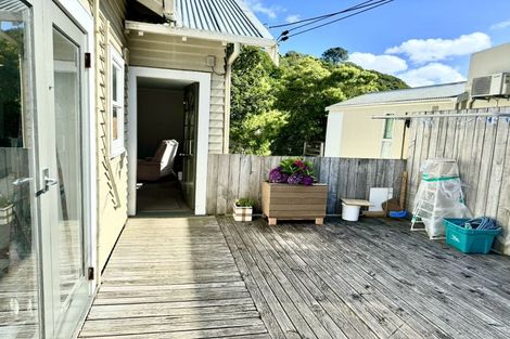 Photo of property in 336 Karori Road, Karori, Wellington, 6012