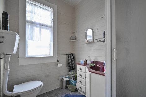 Photo of property in 305 Avenue Road West, Hastings, 4122