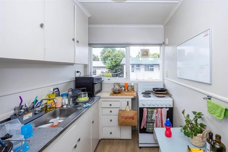 Photo of property in 8a Te Aroha Street, Hamilton East, Hamilton, 3216