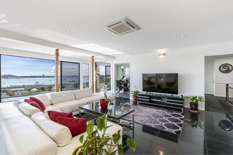 Photo of property in 1/1 Richmond Avenue, Northcote Point, Auckland, 0627