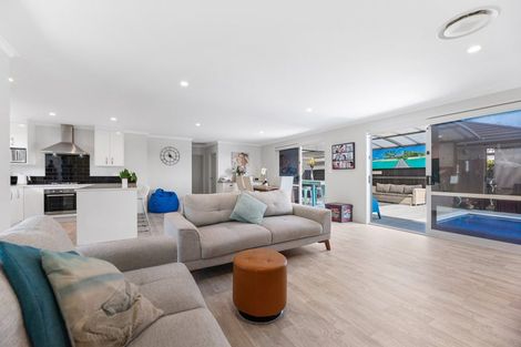 Photo of property in 69 Bert Wall Drive, Omokoroa, 3114