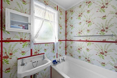 Photo of property in 16 Lodge Road, Maraenui, Napier, 4110