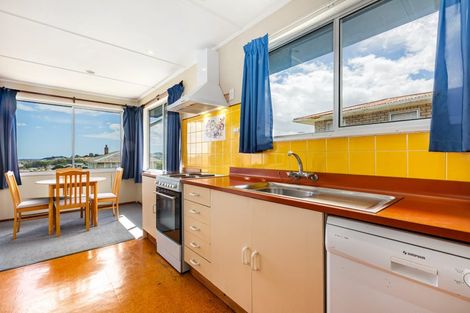 Photo of property in 46 Arahura Crescent, Waitangirua, Porirua, 5024