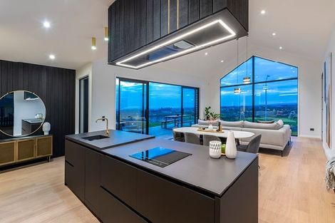 Photo of property in 298 Kitchener Road, Pukekohe, 2120