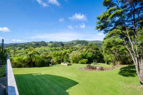 Photo of property in 81 Stoney Creek Drive, Waitakere, Henderson, 0782