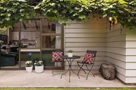 Photo of property in 36 Adamson Drive, Arrowtown, 9302