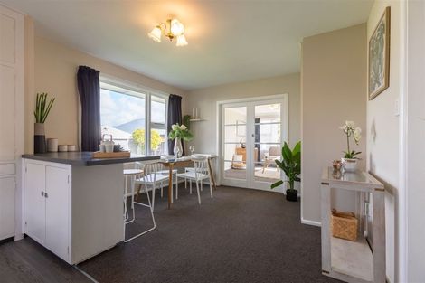 Photo of property in 391 Yaldhurst Road, Russley, Christchurch, 8042