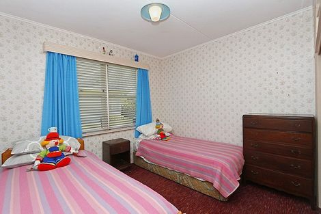 Photo of property in 13 Whitcombe Road, Opunake, 4616