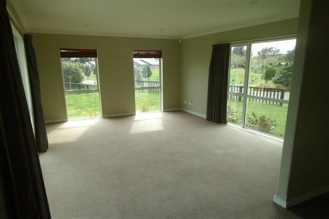 Photo of property in 10 Tamihana Street, Otaki, 5512
