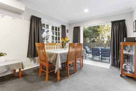 Photo of property in 792 West Coast Road, Oratia, Auckland, 0604