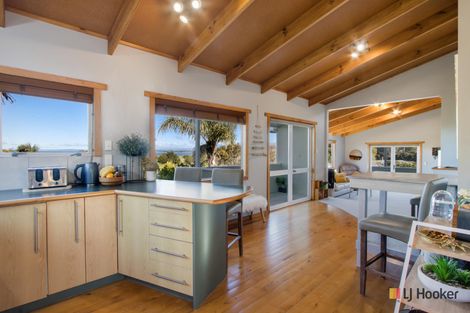 Photo of property in 126b Athenree Road, Athenree, Katikati, 3177