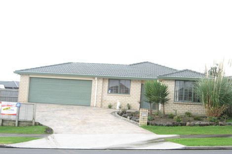 Photo of property in 14 Mt Lebanon Crescent, The Gardens, Auckland, 2105