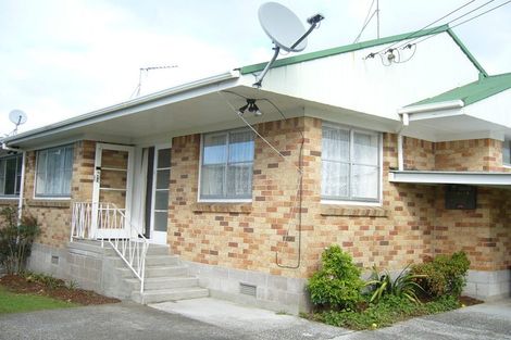 Photo of property in 2/7 Chapel Street, Papakura, 2110