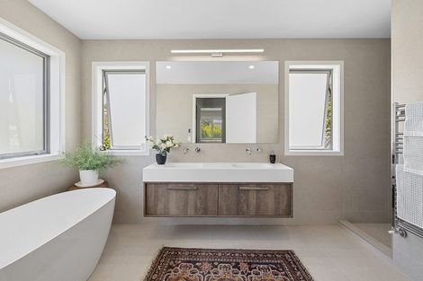 Photo of property in 62 Pendarves Street, New Plymouth, 4310