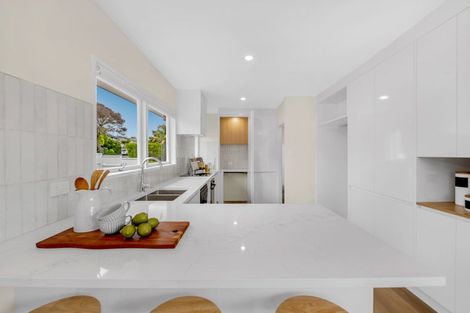 Photo of property in 114 Gowing Drive, Meadowbank, Auckland, 1072