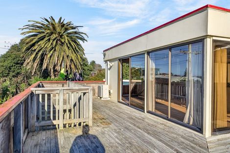 Photo of property in 44 Pinedale Crescent, Riversdale Beach, Masterton, 5872