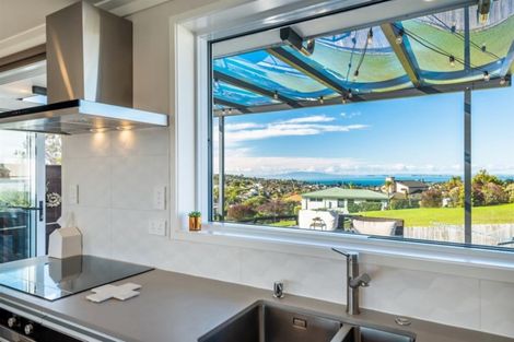 Photo of property in 1/719 East Coast Road, Browns Bay, Auckland, 0630