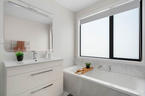 Photo of property in 11 Topsail Way, Whitby, Porirua, 5024