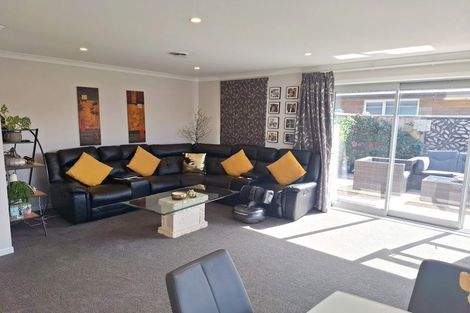 Photo of property in 20 Poulson Grove, Trentham, Upper Hutt, 5018