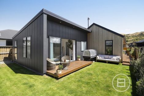 Photo of property in 61 Drysdale Road, Jacks Point, 9371