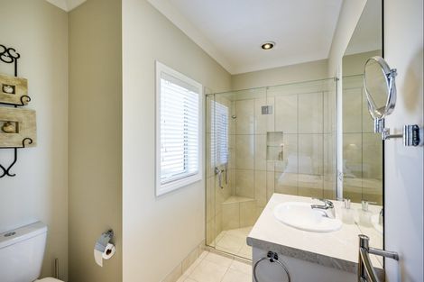 Photo of property in 24 Pacific Avenue, Poraiti, Napier, 4112