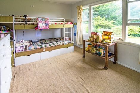 Photo of property in 72 Stanly Street, Eketahuna, 4900