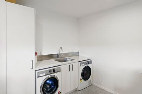 Photo of property in 14 Seagrass Place, Otaki Beach, Otaki, 5512