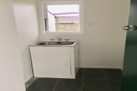 Photo of property in 51 Cargill Street, Papakura, 2110