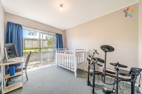 Photo of property in 12a Cedar Street, Maungaraki, Lower Hutt, 5010