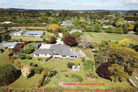 Photo of property in 14 Pa Road, Kerikeri, 0230