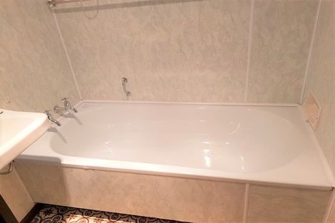 Photo of property in 5/31 Mana Avenue, Titahi Bay, Porirua, 5022