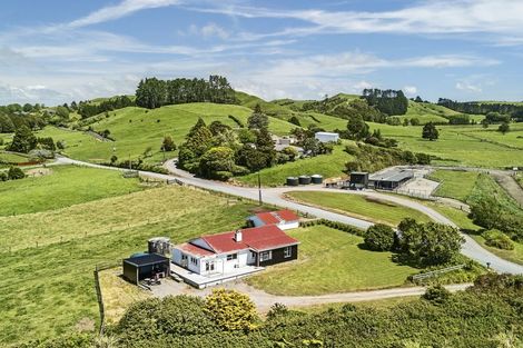 Photo of property in 99 Mangaotea Road, Ratapiko, Inglewood, 4390