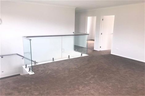 Photo of property in 19 Resolution Drive, Gulf Harbour, Whangaparaoa, 0930