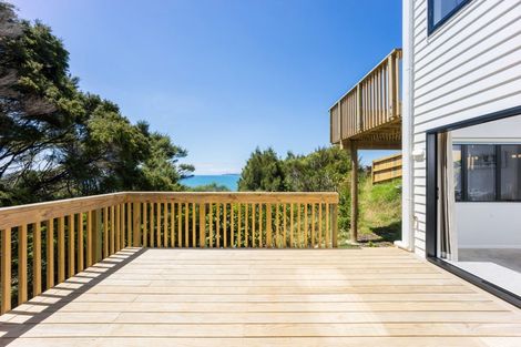 Photo of property in 254a Whangaparaoa Road, Red Beach, 0932