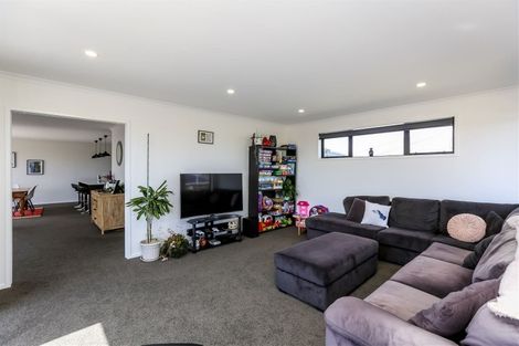 Photo of property in 29 Jules Crescent, Bell Block, New Plymouth, 4312