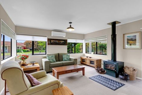 Photo of property in 2 Heron Court, Te Kowhai, Hamilton, 3288