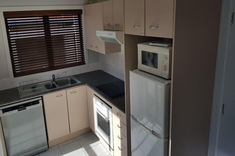 Photo of property in Marina Park Apartments, 17/146 Fanshawe Street, Auckland Central, Auckland, 1010