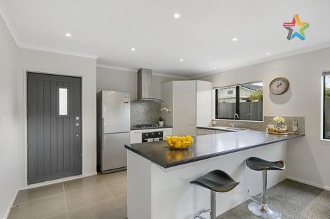 Photo of property in 2/32 Park Avenue, Epuni, Lower Hutt, 5011