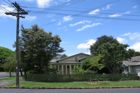 Photo of property in 26 Mewburn Avenue, Mount Eden, Auckland, 1024