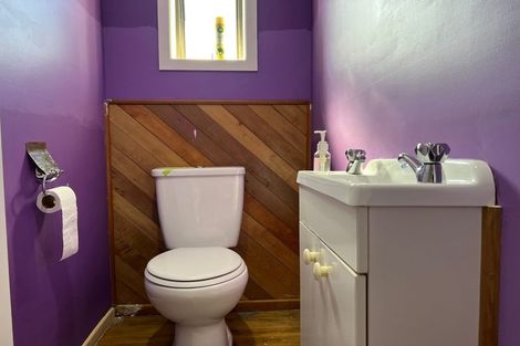 Photo of property in 94 Triangle Road, Massey, Auckland, 0614