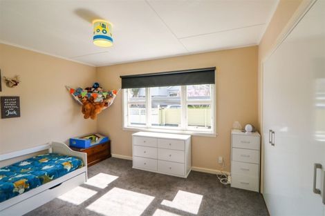 Photo of property in 11 Pringle Street, Waimataitai, Timaru, 7910