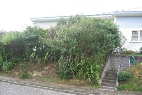 Photo of property in 1a Hollies Crescent, Johnsonville, Wellington, 6037