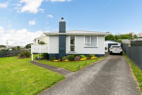 Photo of property in 20 Matatiro Street, Titahi Bay, Porirua, 5022