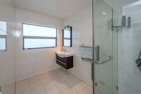 Photo of property in 77 Waikawa Beach Road, Manakau, Levin, 5573