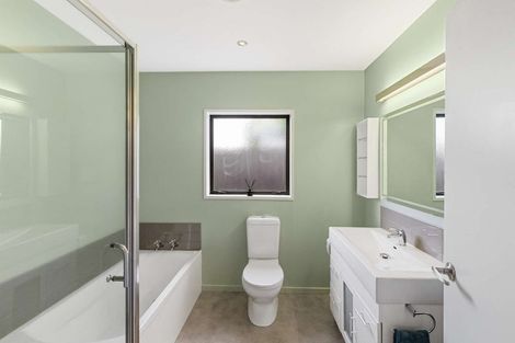 Photo of property in 2/14 Jocelyn Street, Casebrook, Christchurch, 8051